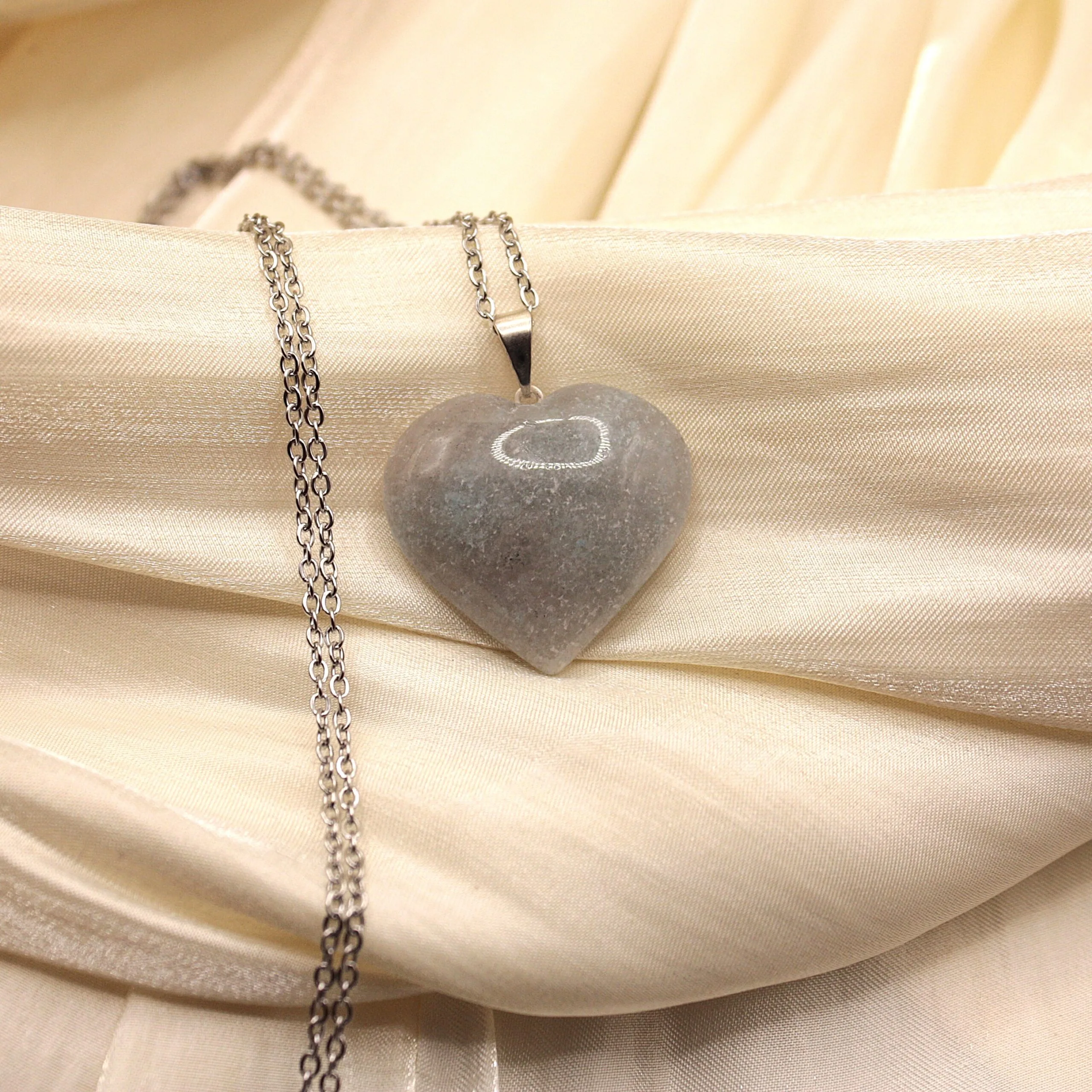 Collana con Ciondolo in pietra naturale- Cuori e Stelle⭐🩷 (diverse varianti di pietra) - immagine 4