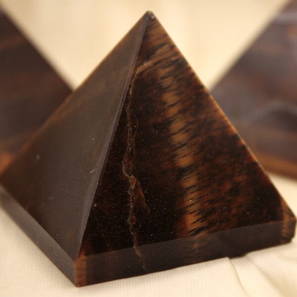 Pyramid Tiger's Eye - Image 3