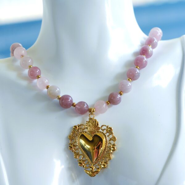 Anna Necklace👑in Rose Quartz - Image 3