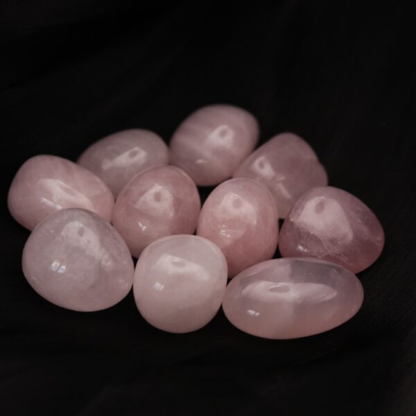 Tumbled Rose Quartz🩷 - Image 3