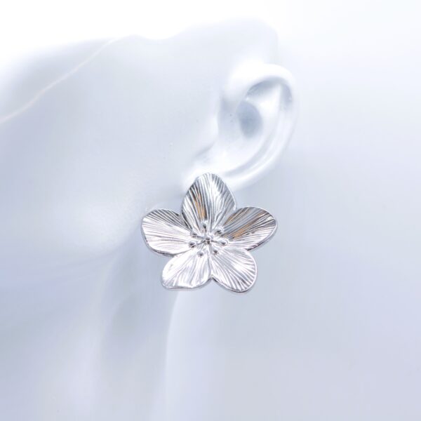 Earrings with Flower🌸(also gold version) - Image 2