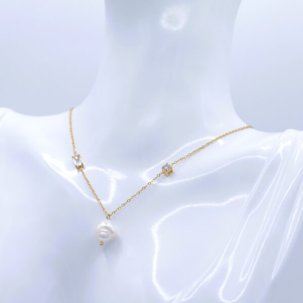 Punto Luce Necklace ✨