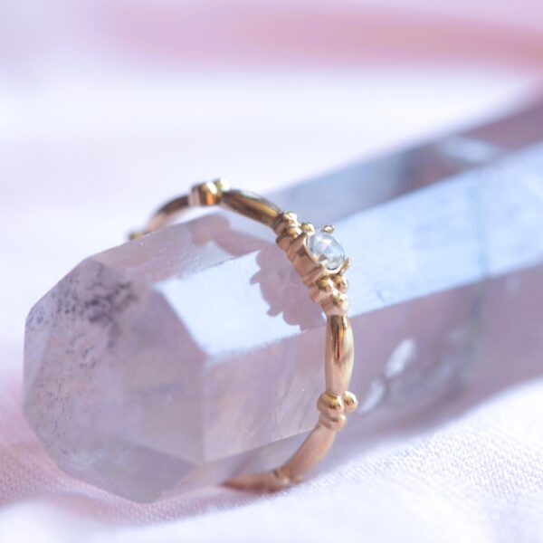 Gold/Silver solitaire ring✨