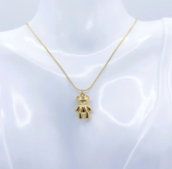 Teddy Bear pendant necklace