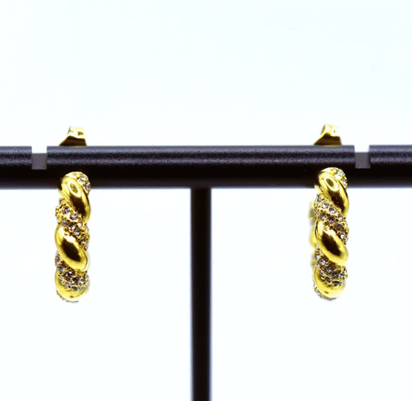 Torchon hoop earrings with small rhinestones - Image 5