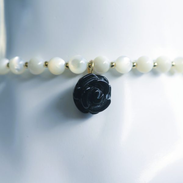 Collana Rosa di Ossidiana🖤con perle di conchiglia - immagine 2